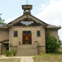 Valmont School