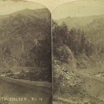 Stereographic views of railroad construction, South Boulder: Photo 2