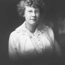Avis Baker portraits, [ca. 1911]