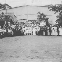 Large groups posed outside of the Auditorium, 1905-1910: Photo 3