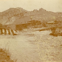 Flood of 1894 washed out railroad bridge at 4th Street: Photo 1