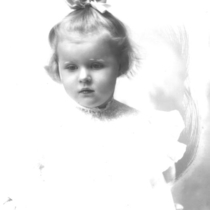 Mrs. Evan Austin's children portraits: Photo 3