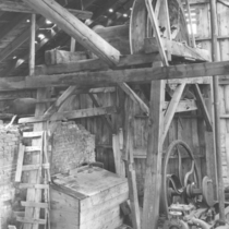 Unidentified shaft house interiors (Boulder County, Colo.), [undated]: Photo 5