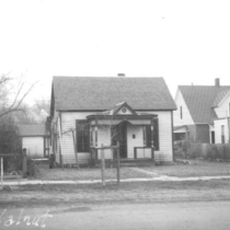 735 Walnut Street photograph, [ca. 1938]: Photo 1