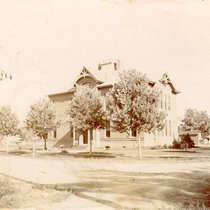 Whittier School: Photo 2