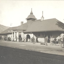 Boulder Union Pacific depot with open air pavilion: Photo 3