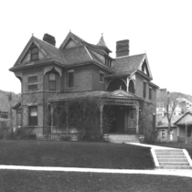 DeLong residence photograph, 1927