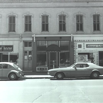 1100 block of Pearl Street before mall: Photo 5