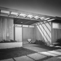 900 Dellwood Avenue: photo 1. 