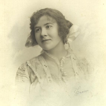 Catherine Grimes Virtual Collection: Part 3, Photo 1
