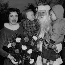 Christmas season 1960-1961: 222-2-43 Photo 3