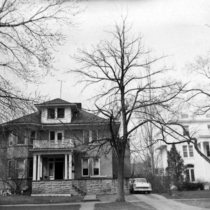 1143 Broadway Street: Photo 1