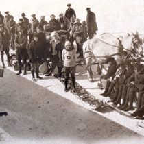 Skiing near Allenspark photographs, 1920s: Photo 1