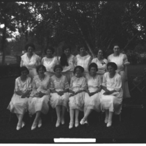 Mount Saint Gertrude Academy graduates photograph, 1922