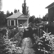 Alfred T. Wheeler home photographs [1900-1909]: Photo 1