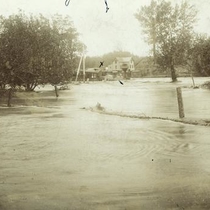 Flood of 1894 narrow-gauge engine: Photo 4