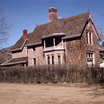 Schoolland Slide Collection Earl, Fonda and Hascall houses: Photo 3