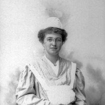 Hattie Caviness portrait, [ca. 1908]