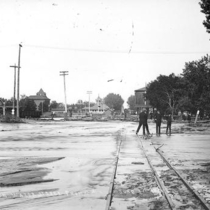 Flood of 1894 : Looking down Water Street from 12th Street