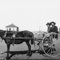 Marshall street and interior scenes: Photo 1 (S-2745)