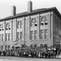 Jefferson School with students: Photo 2