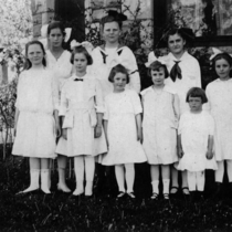 Group photographs of Todd children and friends: Photo 3