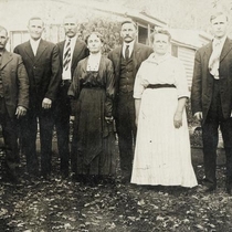 Rose and Pulliam Family Virtual Photograph Collection Family groups: Photo 3