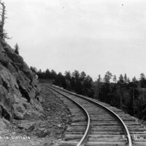 Railroad tracks between Sunset and Mont Alto: Photo 3