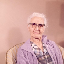 James C. and Catherine Henderson Virtual Photograph Collection Family portraits: Photo 5
